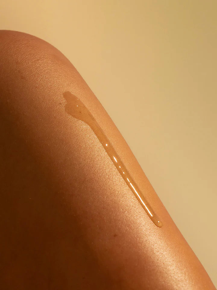 Alpha-H Firming Peptide Body Oil ambiance