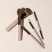 Delilah brushes image d’ambiance