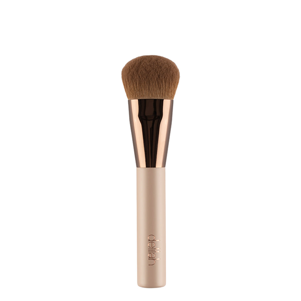 Delilah Cosmetics Brosse teint