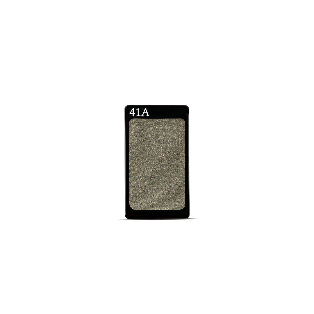 Eyeshadow teintes vert | John van G