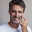 Kakadu Sunscreen en cours d’utilisation