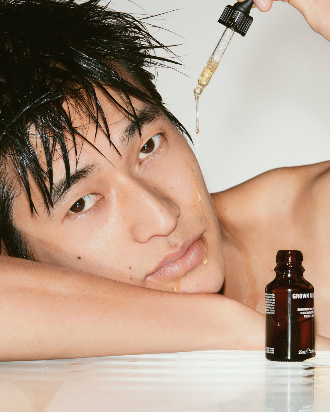 Grown Alchemist Skin Renewal Facial Oil ambiance