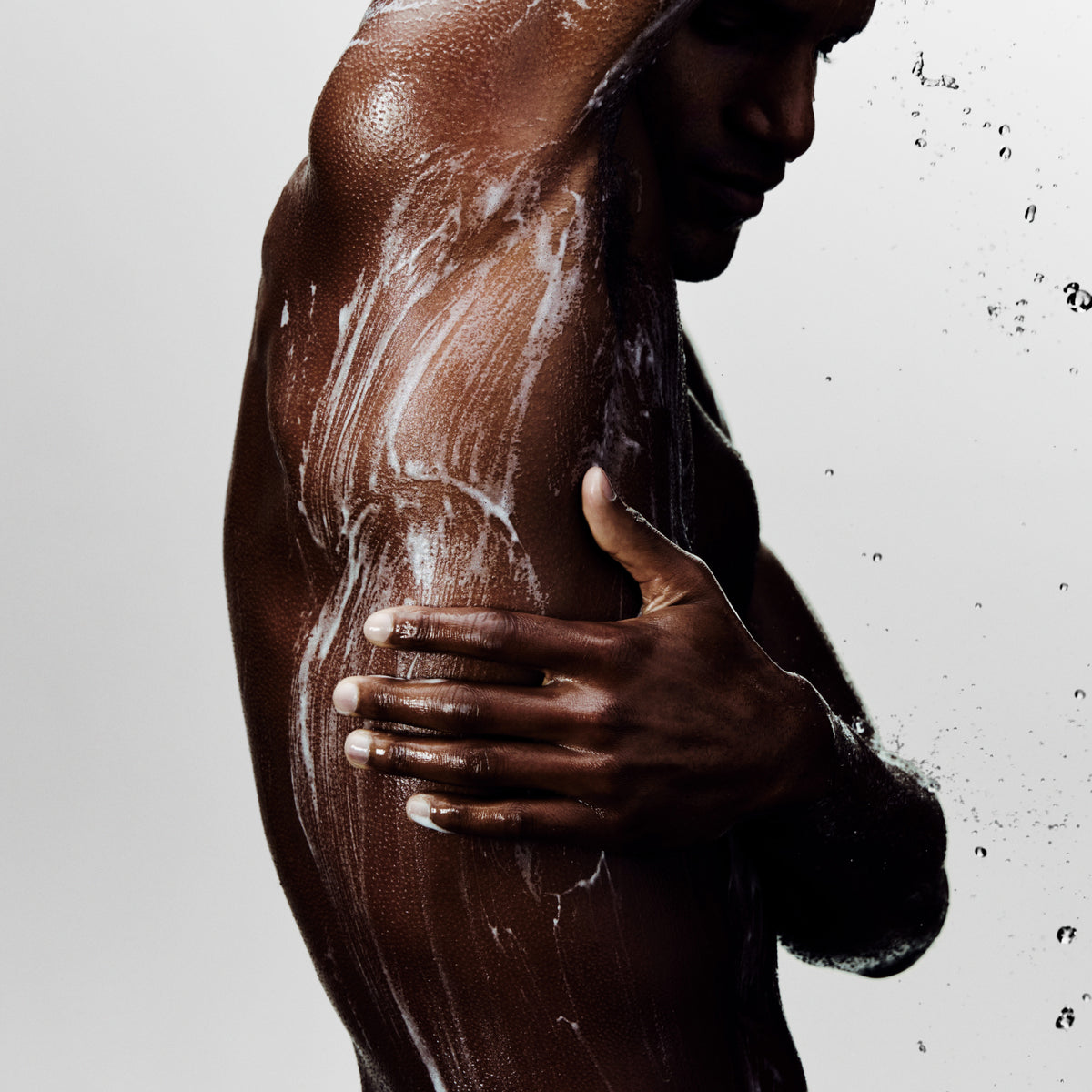 Grown Alchemist Tomorrowland hand & Body wash ambiance