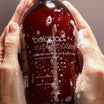 Oolaboo Super Foodies Happy Hand Soap flacon dans les mains avec mousse de savon