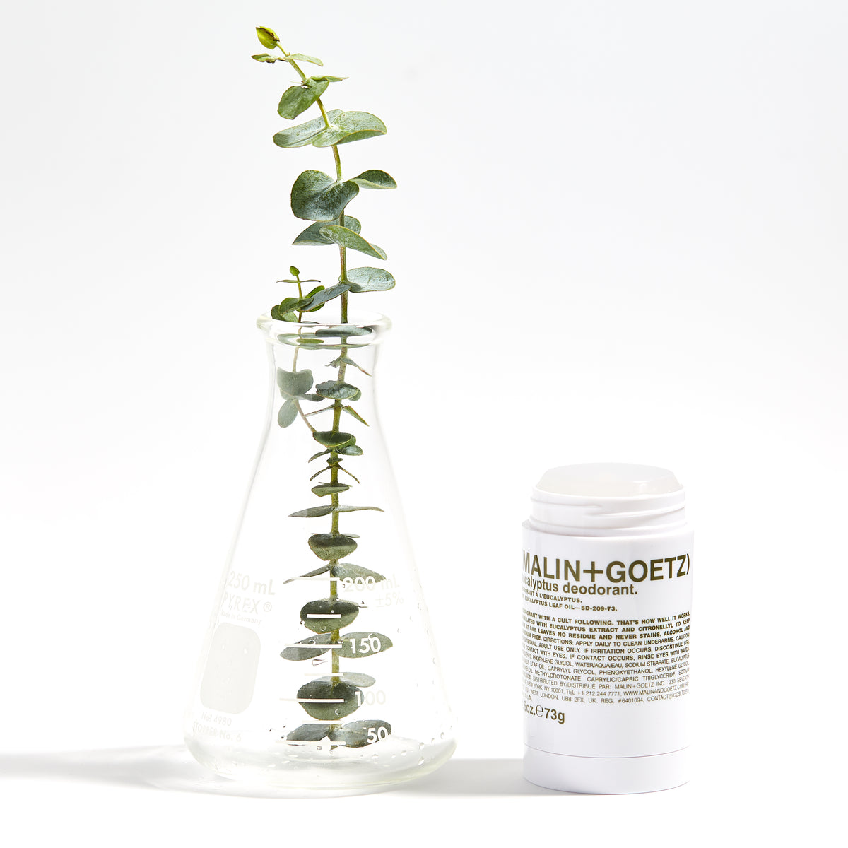 Malin+Goetz Eucalyptus Deodorant avec eucalyptus