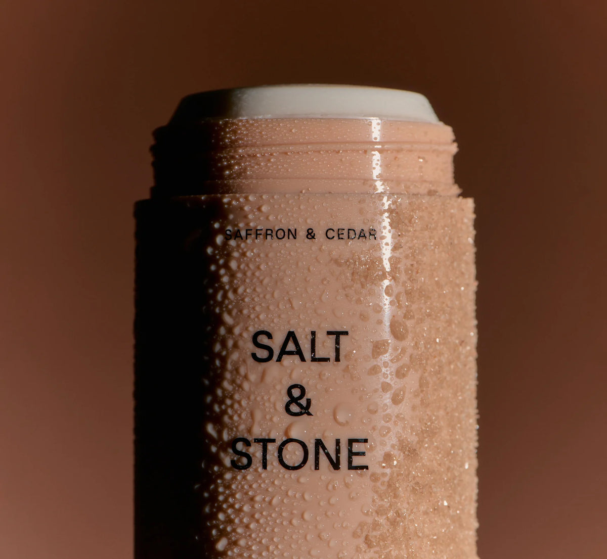 Salt & Stone Natural Deodorant Saffron & Cedar 75gr ambiance