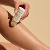 This Works Skin Deep Dry Leg Oil Roll-on sfeer2