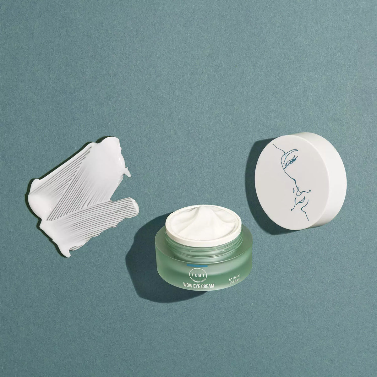 WOW Eye Cream 15 ml ambiance 1