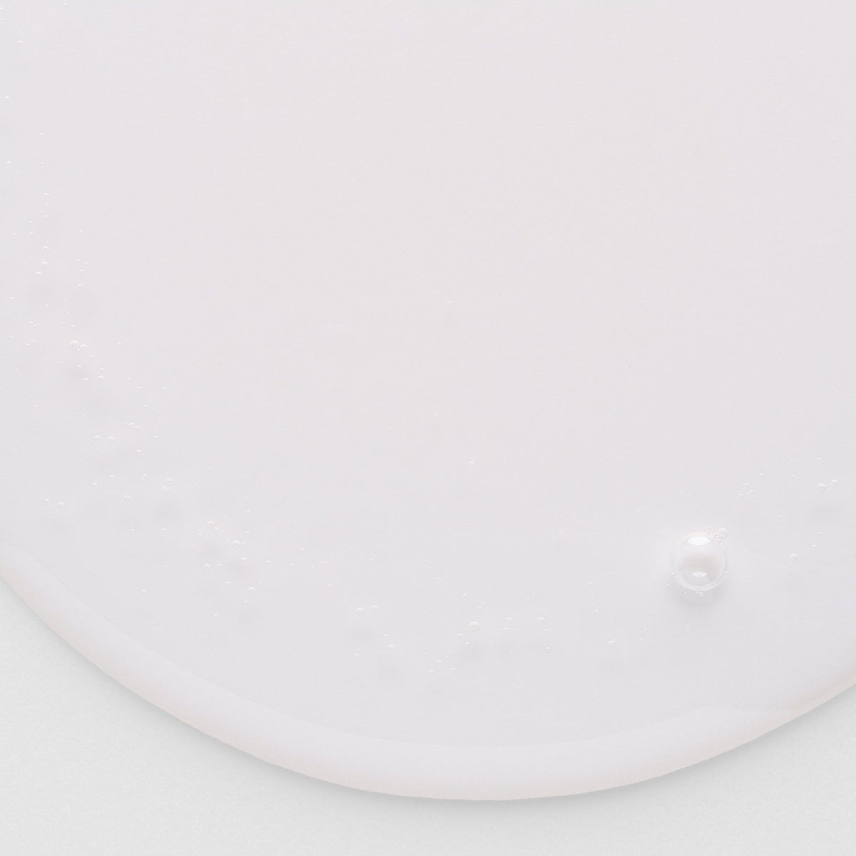 Comfort Zone Skin Regimen Lx Microalgae Essence texture