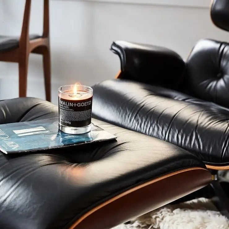 Malin+Goetz Geurkaars - Dark Rum impression