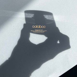 Oolaboo Saveguard Protective Shield SPF30 als schaduw in de hand