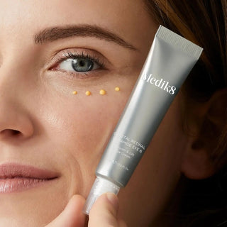 Medik8 Crystal Retinal Ceramide Eye 10 15ml aanbrengen