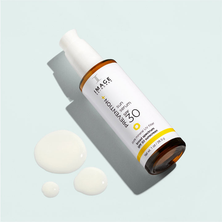Image Skincare PREVENTION+ Sun Serum SPF 30 ambiance