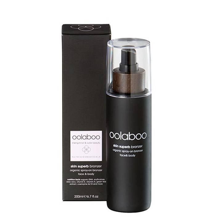 Oolaboo Skin Superb Organic Spray-on Bronzer 200ml flacon avec boîte